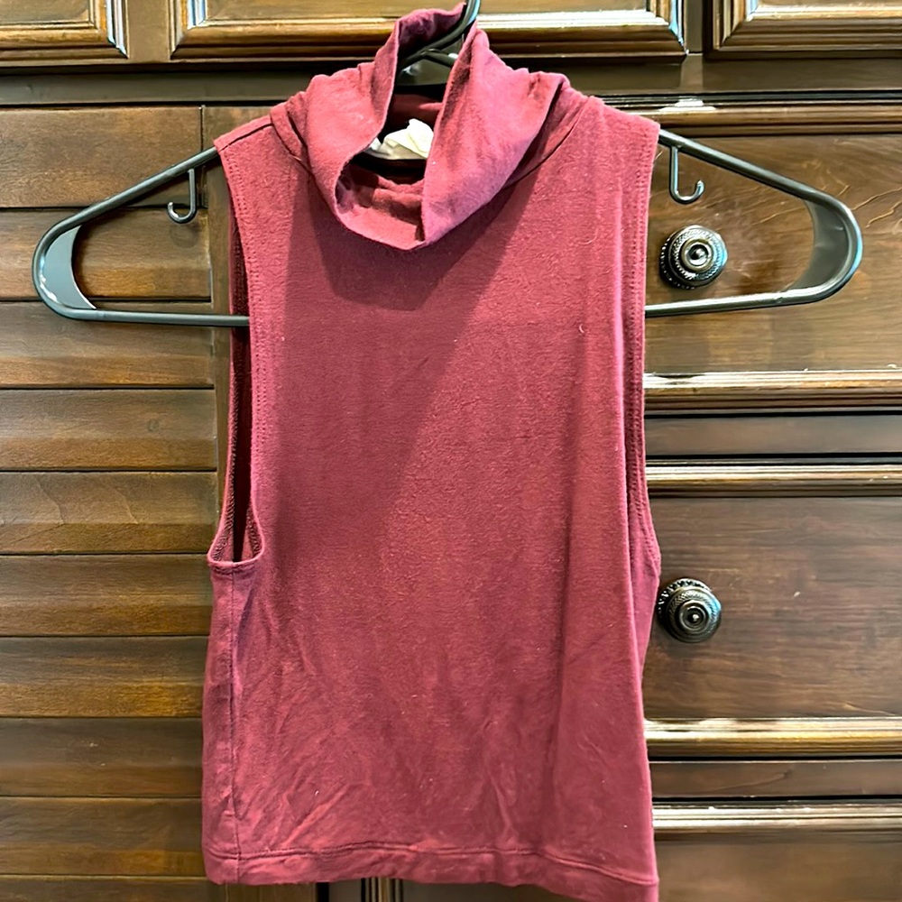 Forever 21 red crop top
